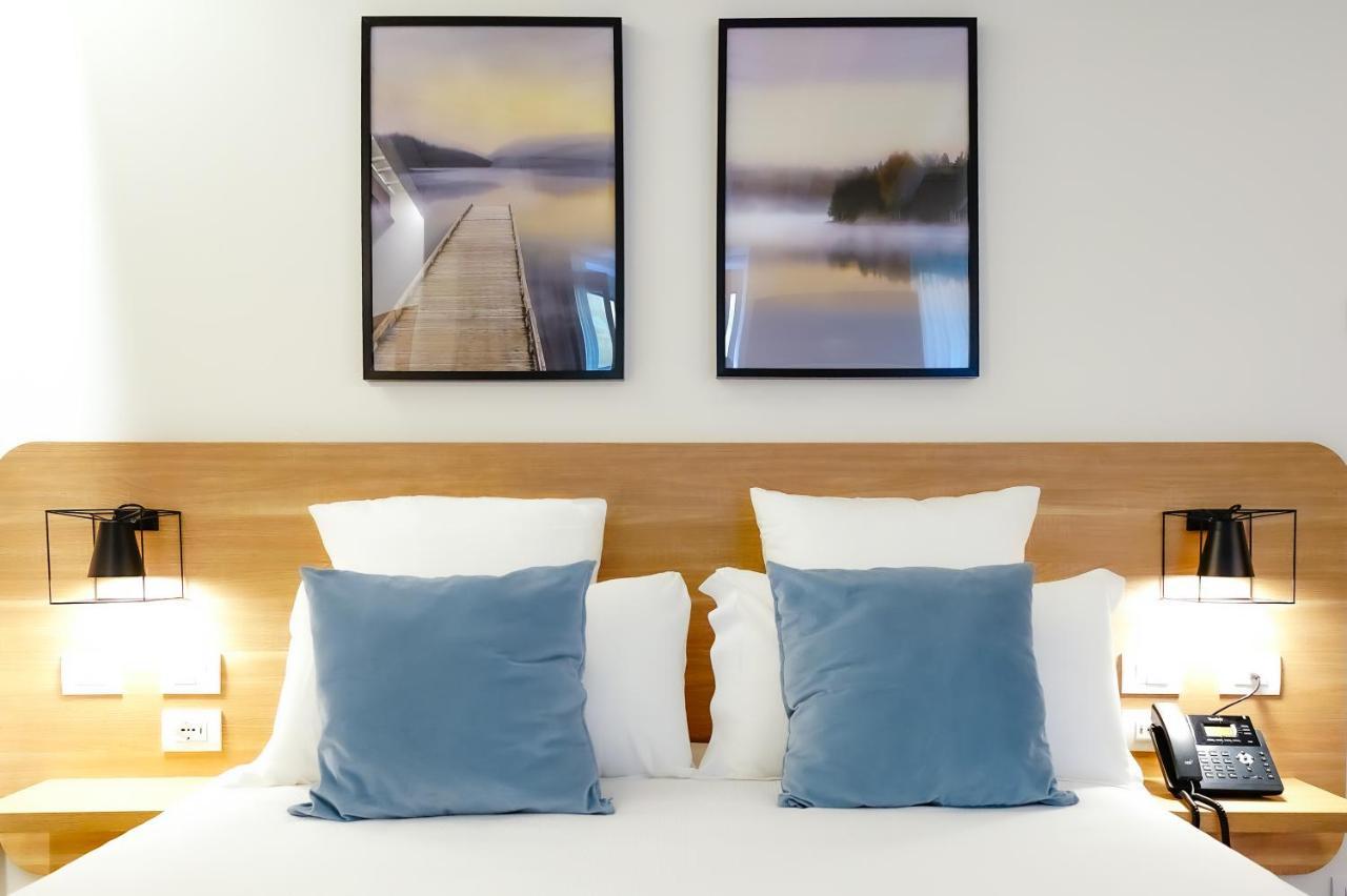 Bergamo Inn 15 מראה חיצוני תמונה A bedroom at the hotel